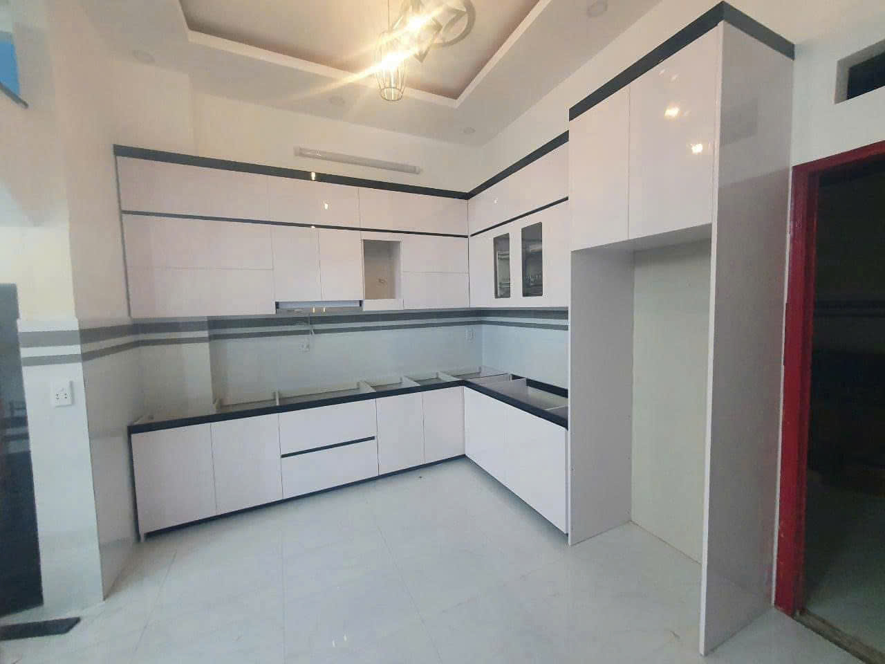 Bếp Nhựa Cao Cấp 38