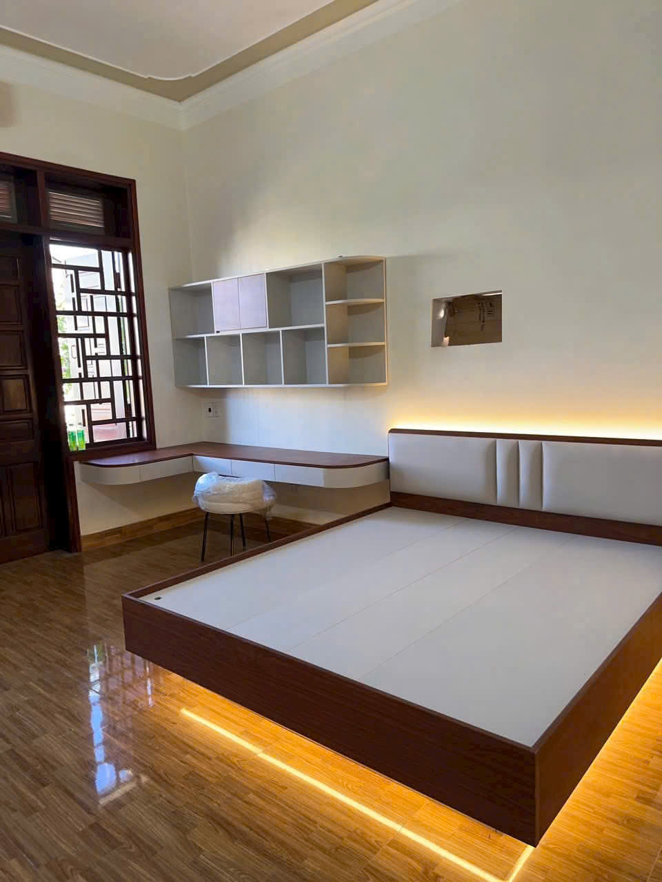 Giường Nhựa Cao Cấp 10